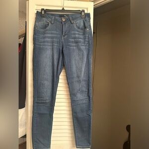1822 DENIM JEANS